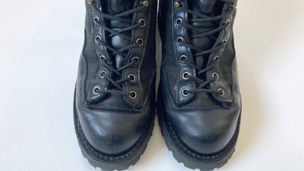 ダナーライトの爪先部分