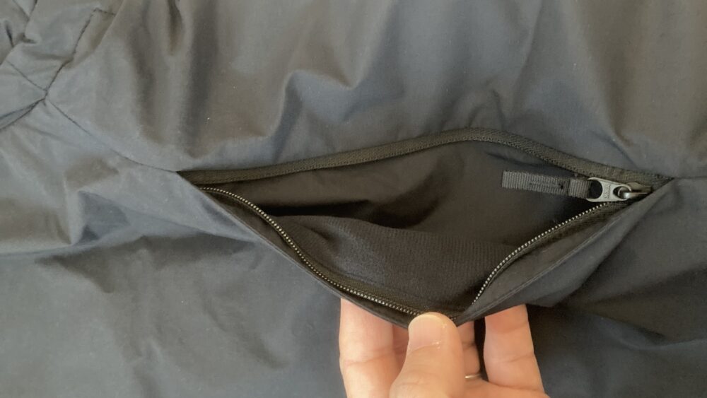 ポケットのフリース