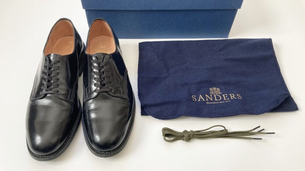 サンダース オフィサーシューズの同梱物