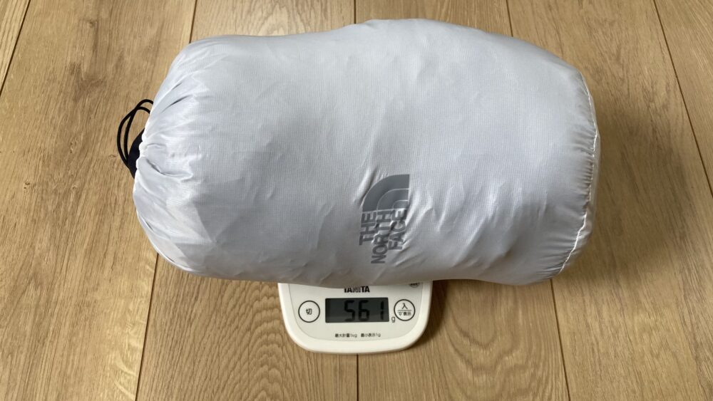 ジップインサニーヌックジャケットSサイズの重さは561g